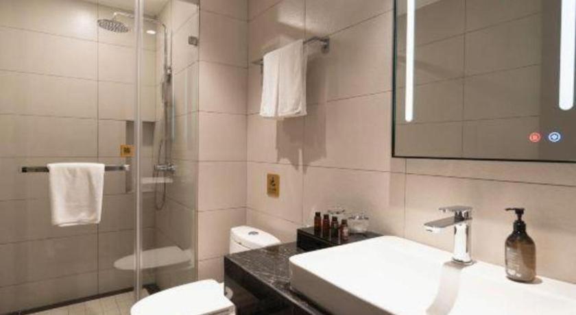 Home Inn Kunming Baita Road Kültér fotó