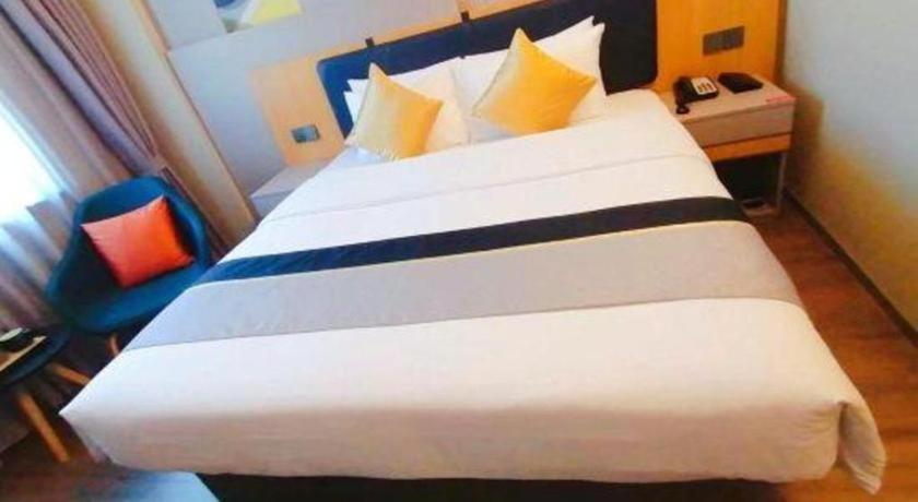Home Inn Kunming Baita Road Kültér fotó