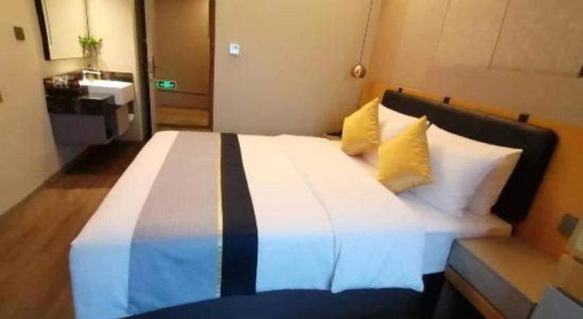 Home Inn Kunming Baita Road Kültér fotó